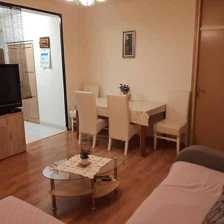 Apartment Mia Ровинь Экстерьер фото