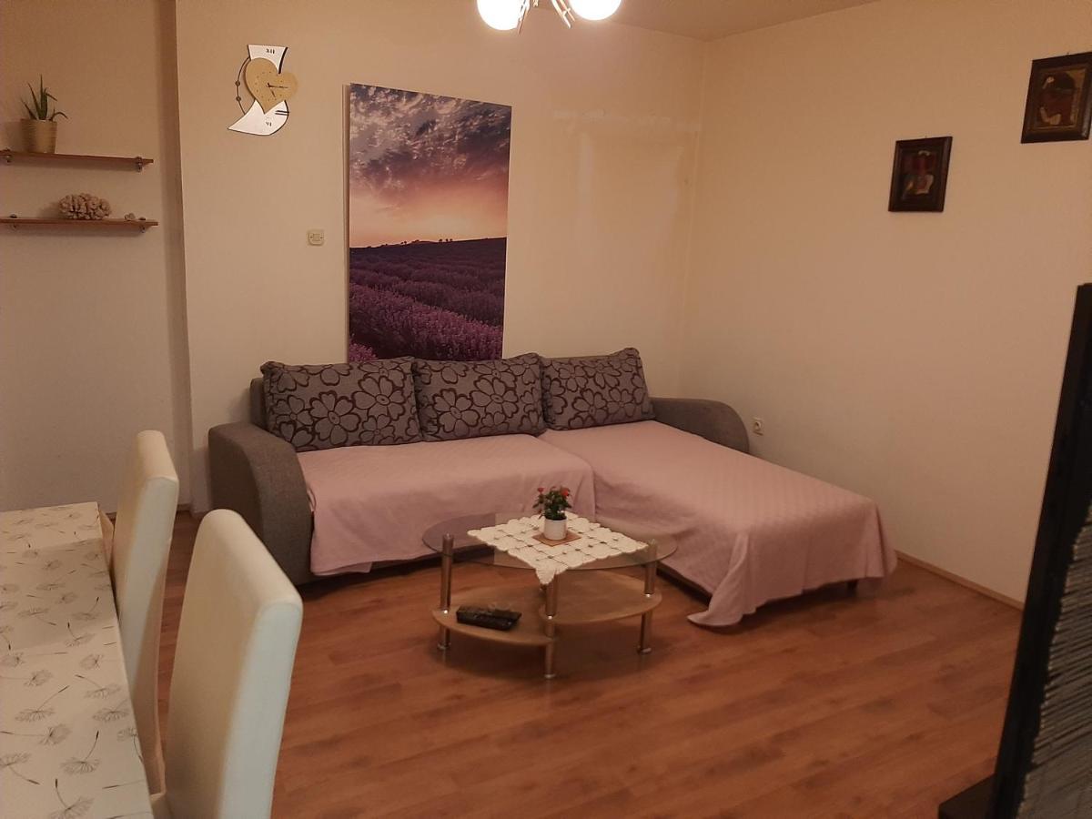 Apartment Mia Ровинь Экстерьер фото