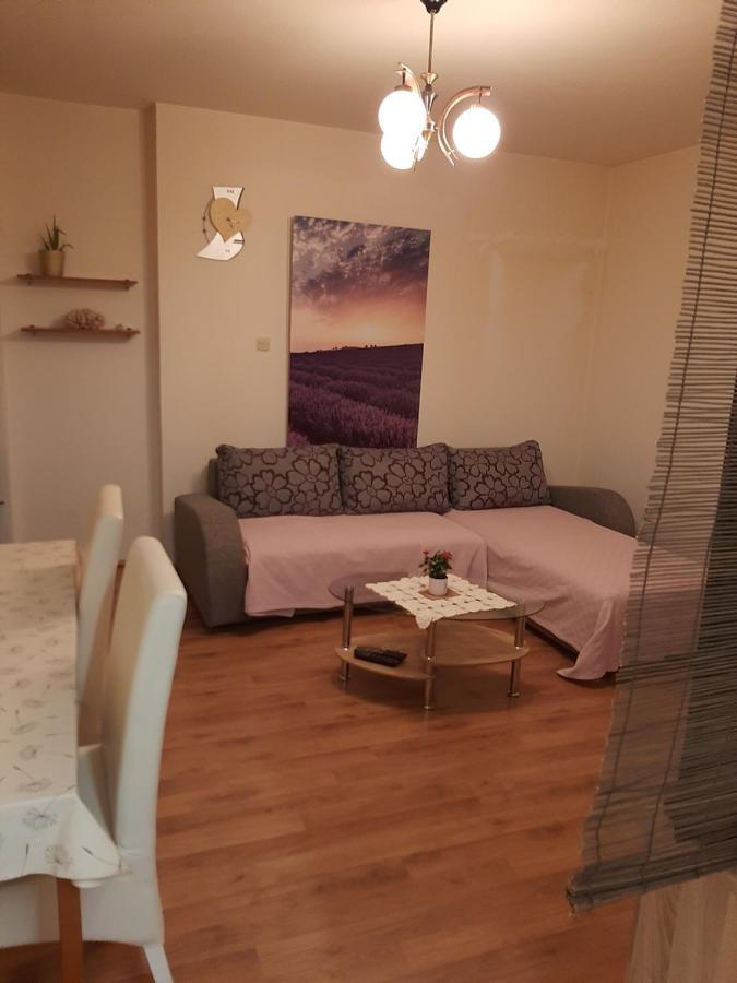 Apartment Mia Ровинь Экстерьер фото