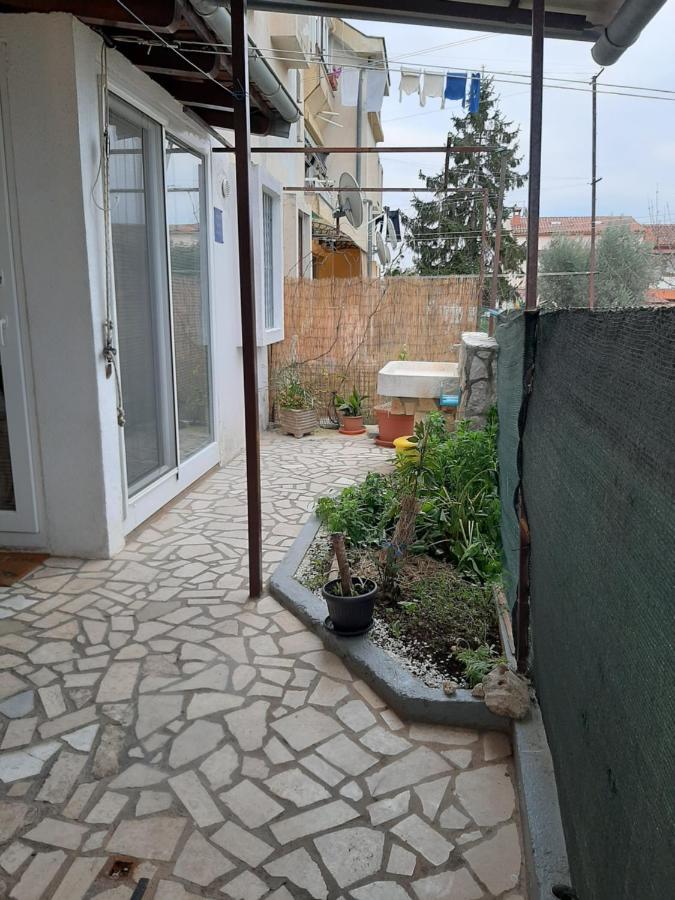 Apartment Mia Ровинь Экстерьер фото