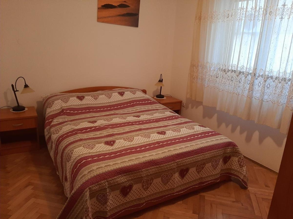 Apartment Mia Ровинь Экстерьер фото
