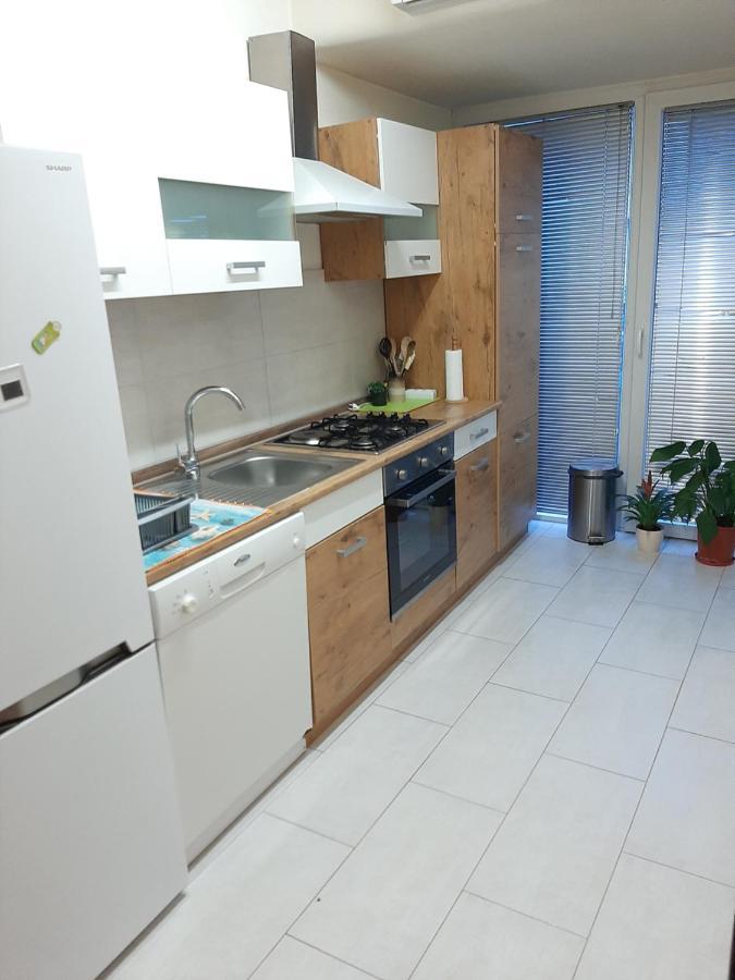 Apartment Mia Ровинь Экстерьер фото